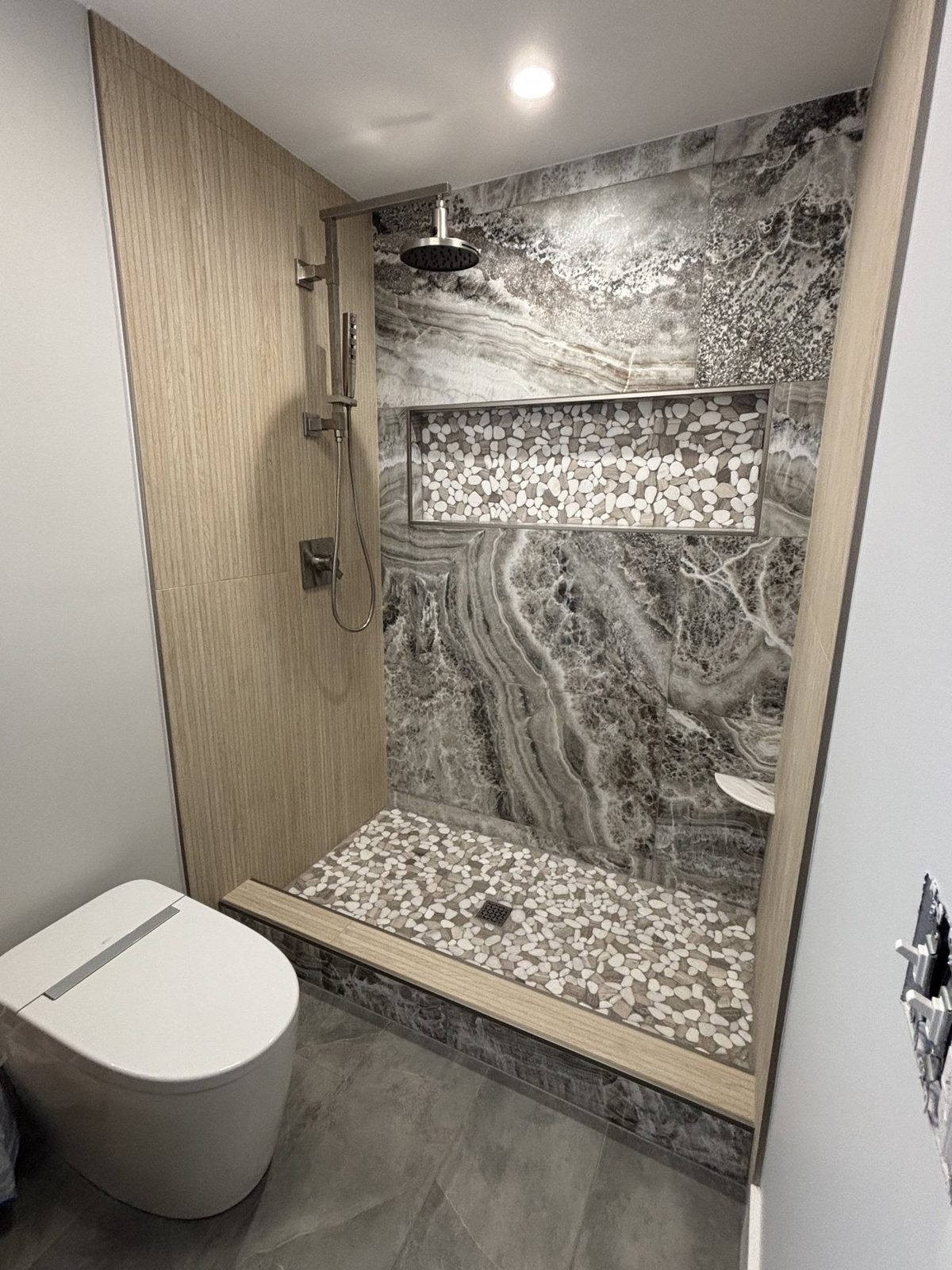 Ocean Rock Bath Systems bathroom project 16